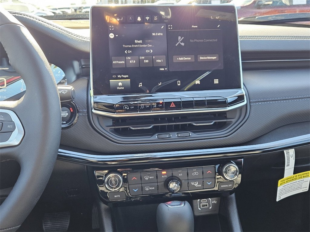 New 2026 Jeep Compass Latitude image 17