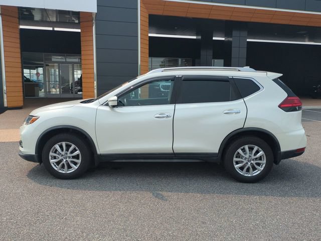 Used 2017 Nissan Rogue SV w/ SV Premium Package AWD/4WD image 7