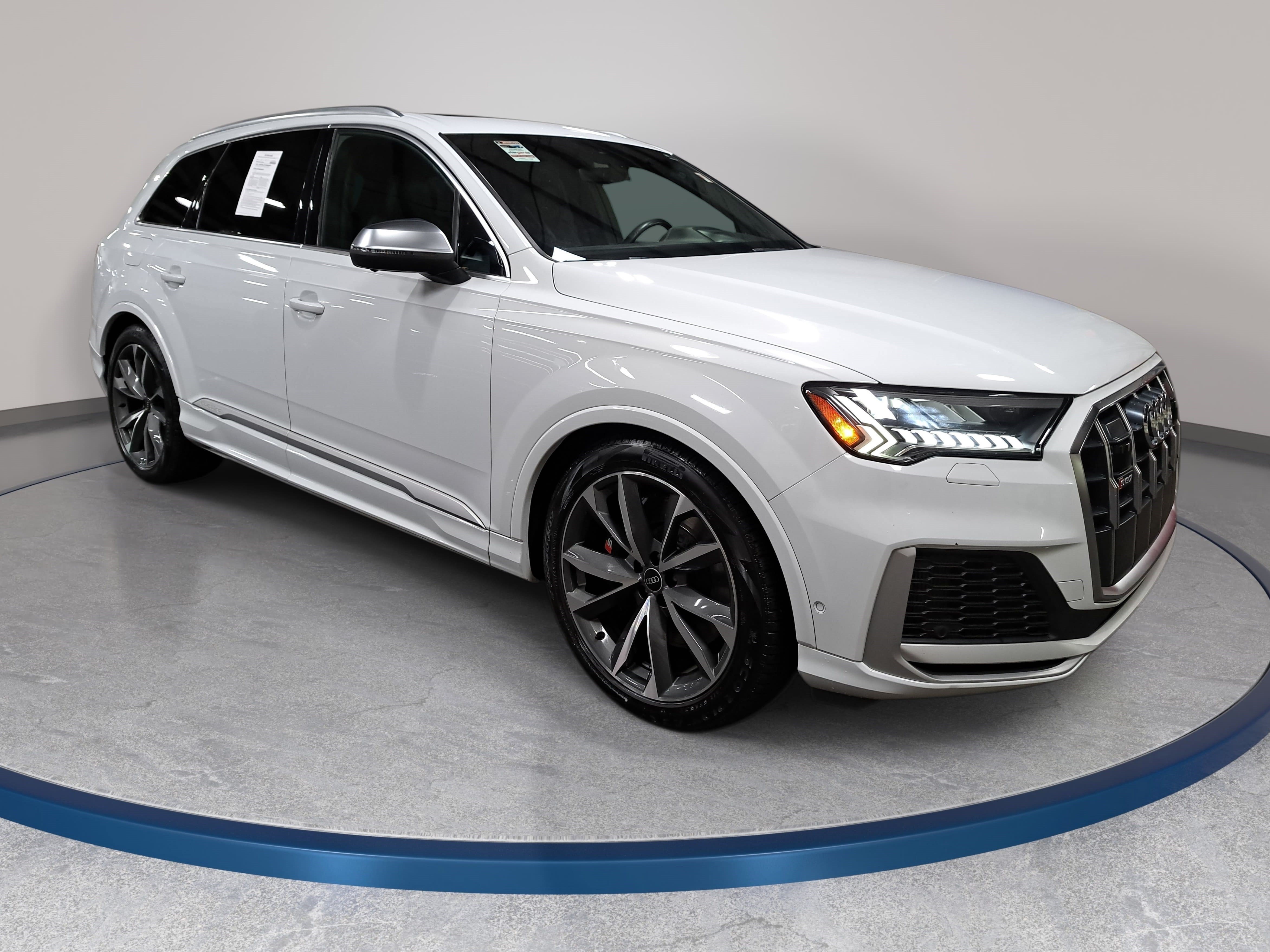 Used 2021 Audi SQ7 Premium Plus w/ Driver Assistance Package AWD/4WD image 3