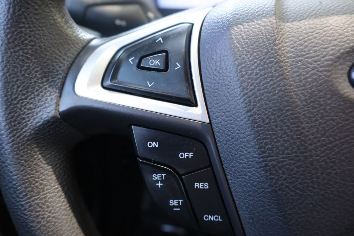 Used 2014 Ford Fusion SE FWD image 30