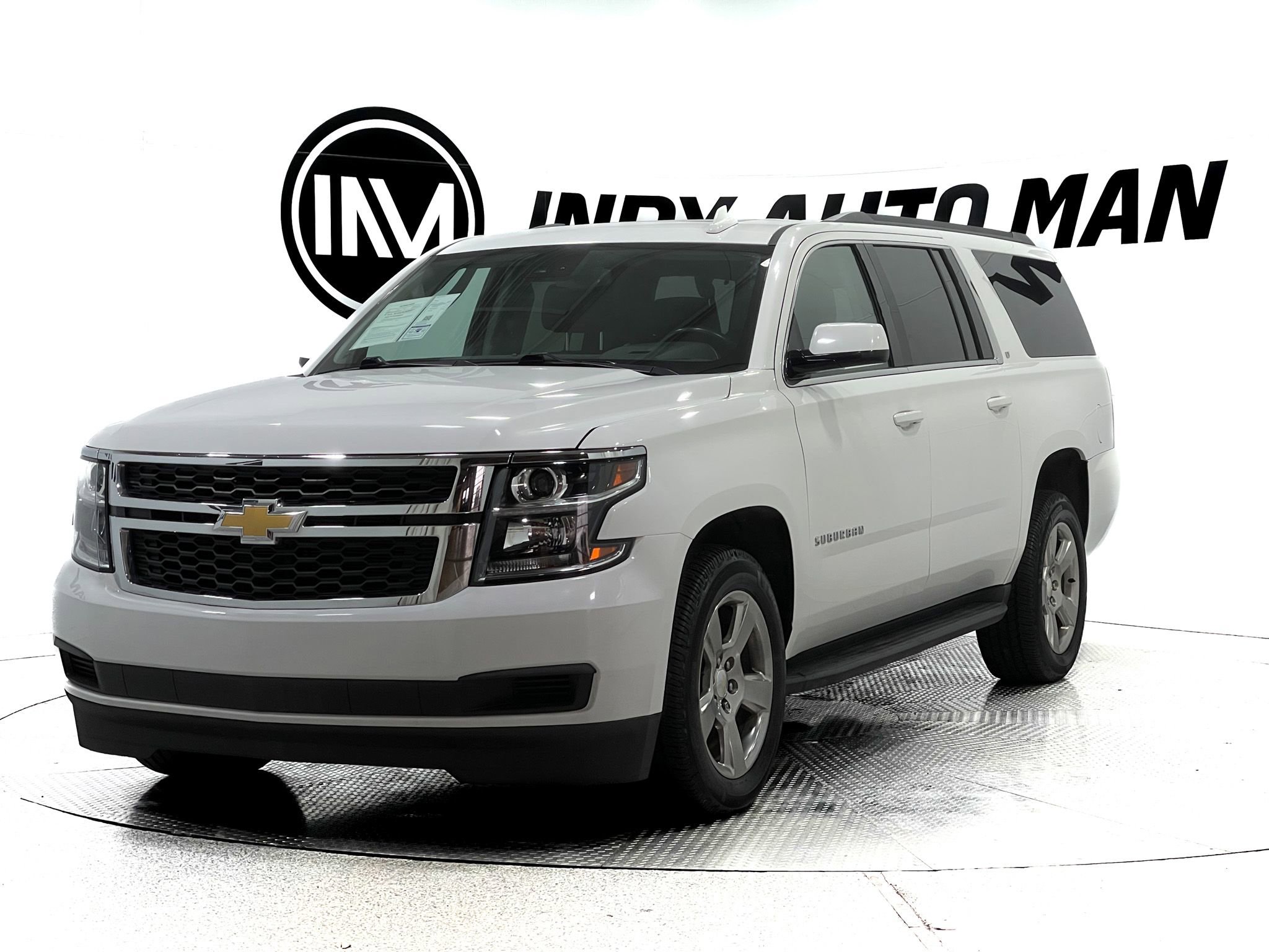 Used 2018 Chevrolet Suburban LT image 8
