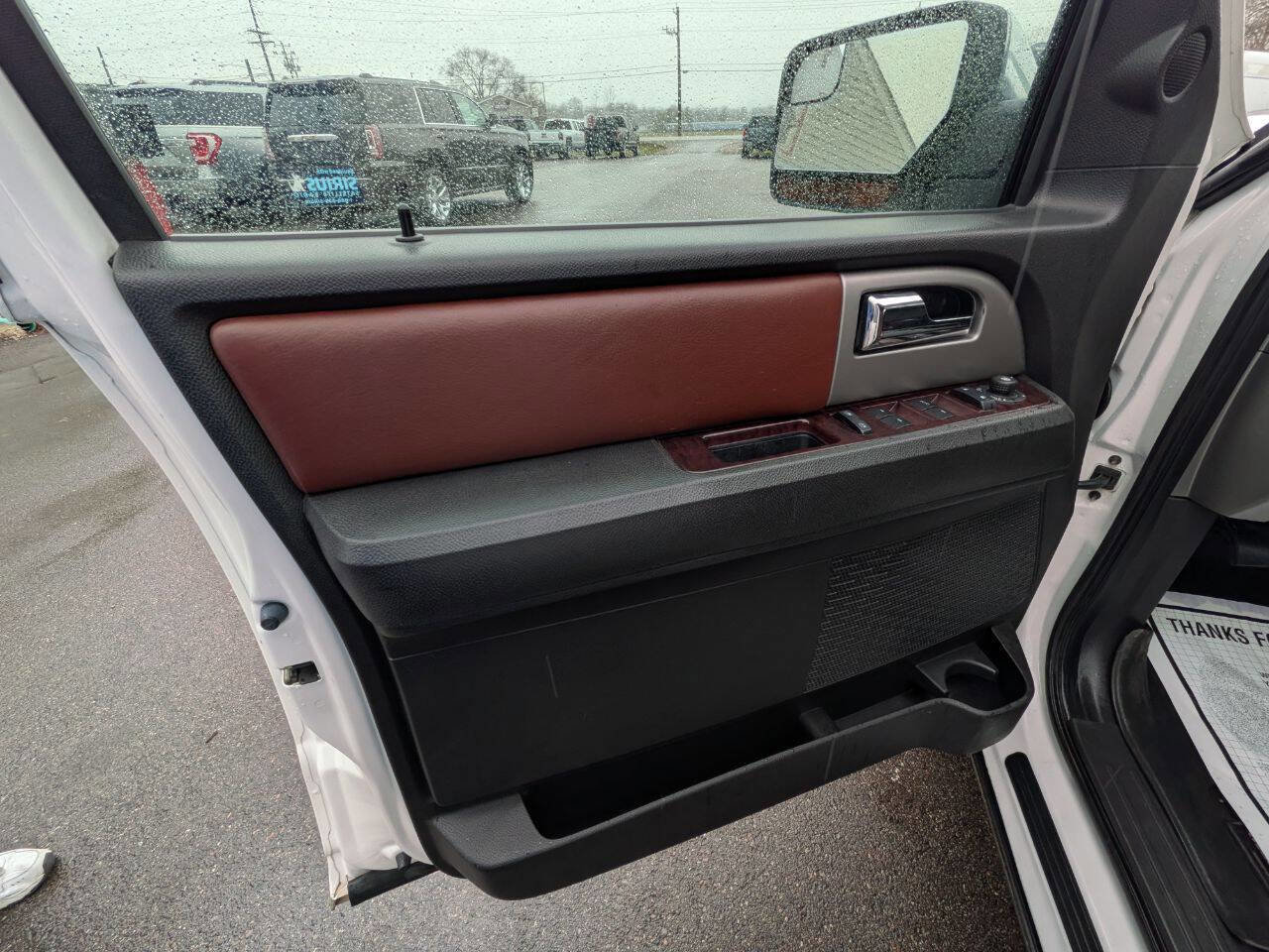 Used 2013 Ford Expedition King Ranch AWD/4WD image 18