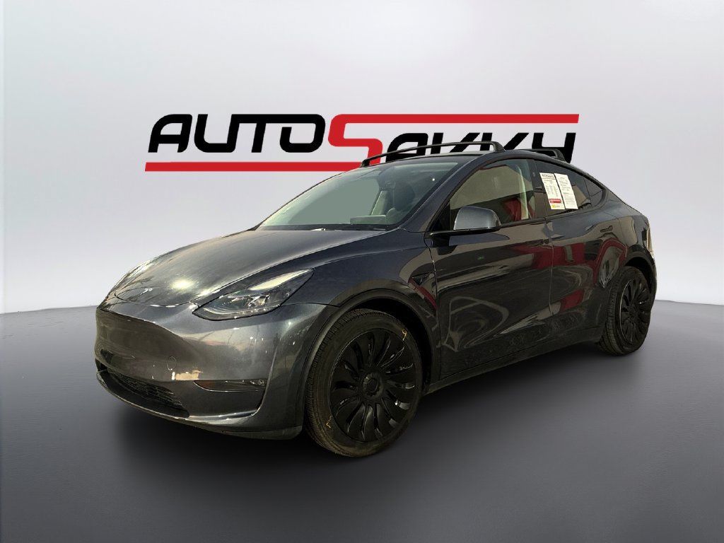 Used 2023 Tesla Model Y Long Range AWD/4WD image 1
