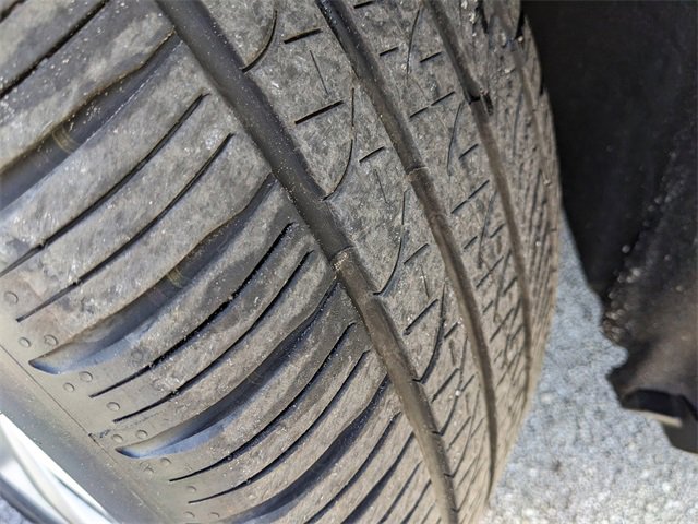 Certified 2023 Ford Explorer Platinum w/ Technology Package image 37