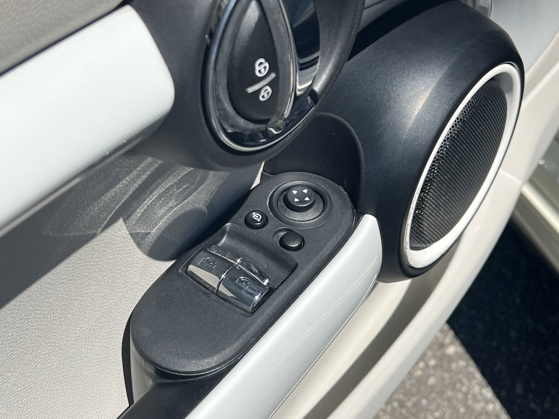 Used 2016 MINI Cooper John Cooper Works image 16