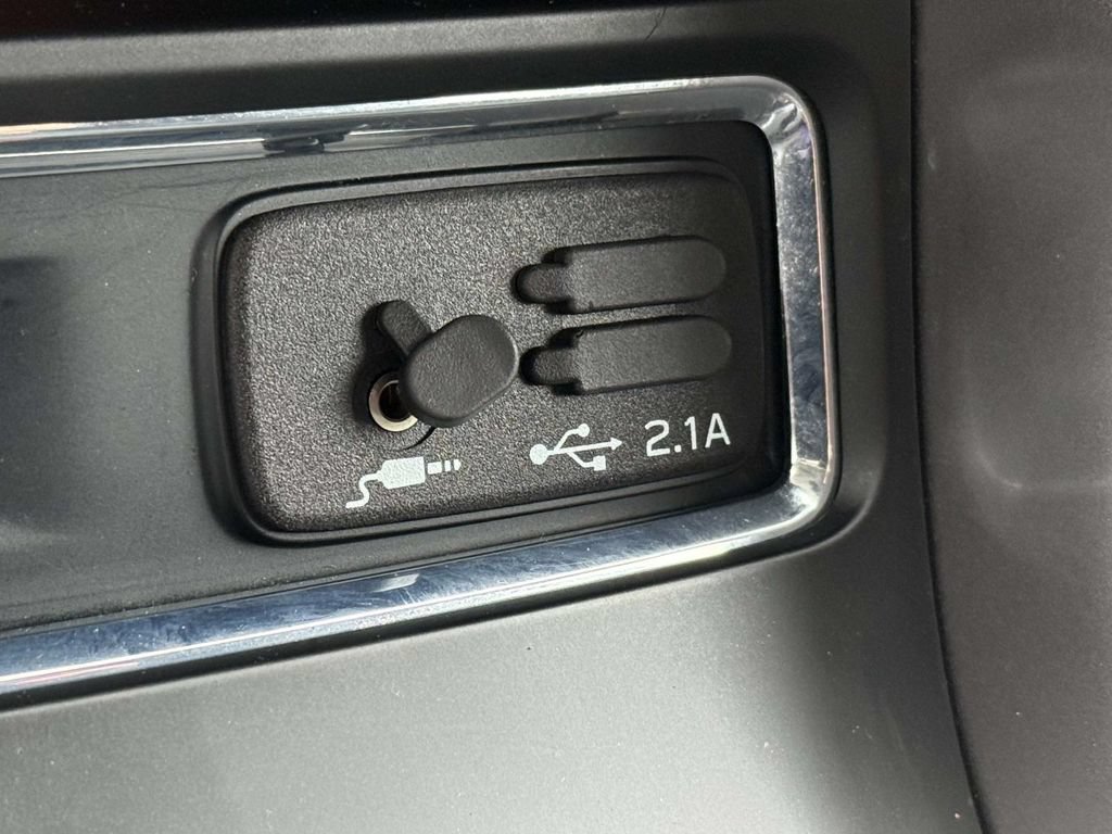 Used 2019 Subaru Ascent Premium AWD/4WD image 31