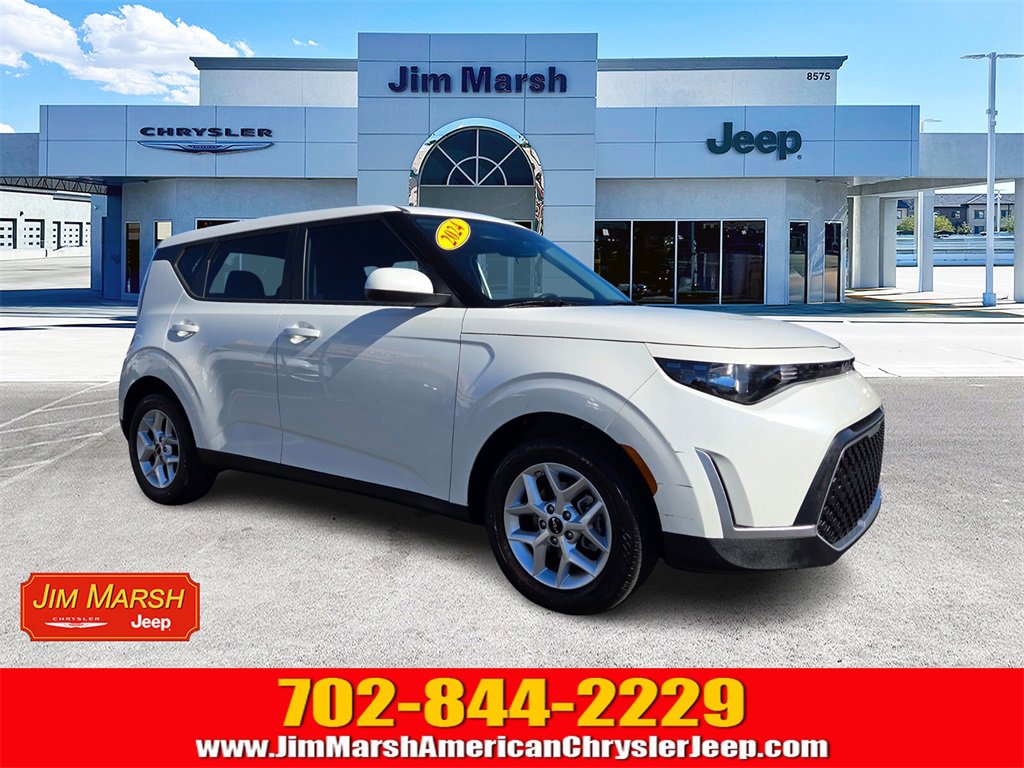 Used 2024 Kia Soul LX w/ Option Group 015