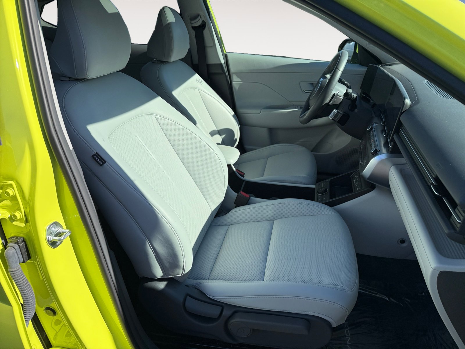 Certified 2025 Hyundai Kona Limited image 19