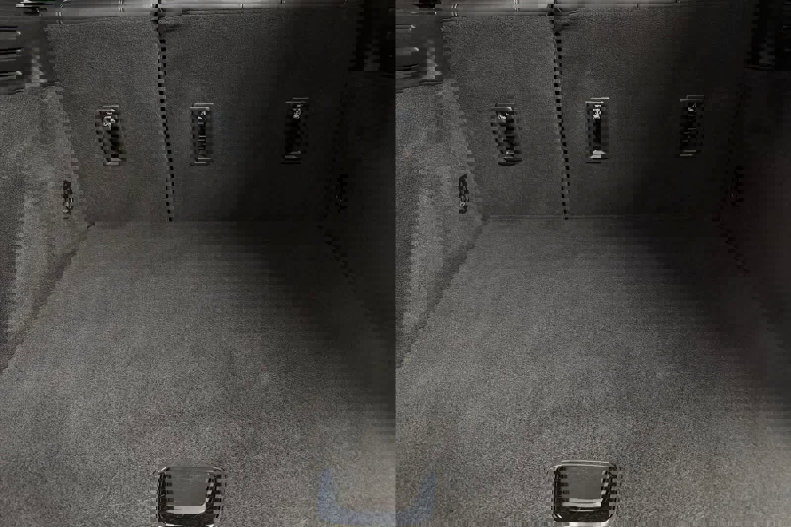 Used 2023 Cadillac XT4 Premium Luxury image 15