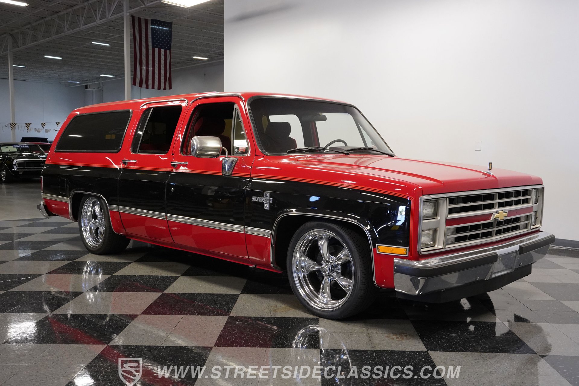 Used 1987 Chevrolet Suburban 2WD image 16