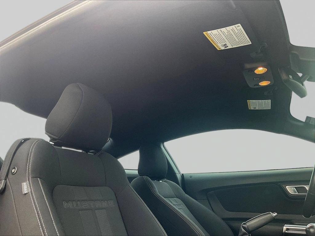 Used 2022 Ford Mustang GT RWD image 26