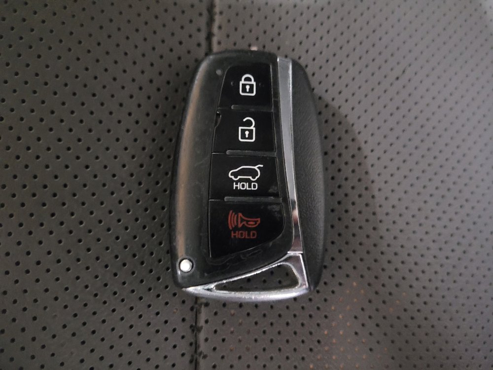 Used 2018 Hyundai Santa Fe Sport image 32