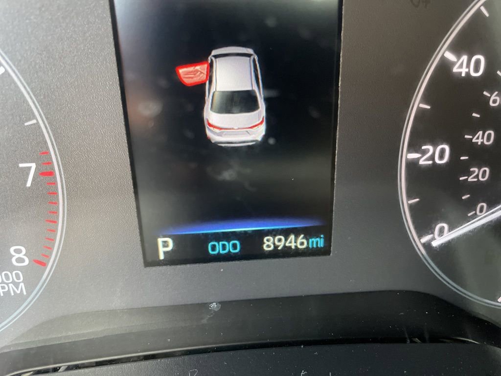 Used 2025 Toyota Corolla LE image 17