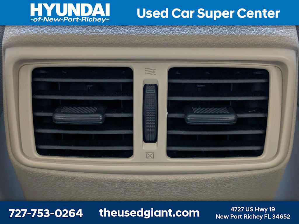 Used 2017 Nissan Rogue SL w/ SL Premium Package FWD image 17