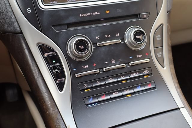 Used 2016 Lincoln MKX Reserve w/ Climate Package FWD image 25