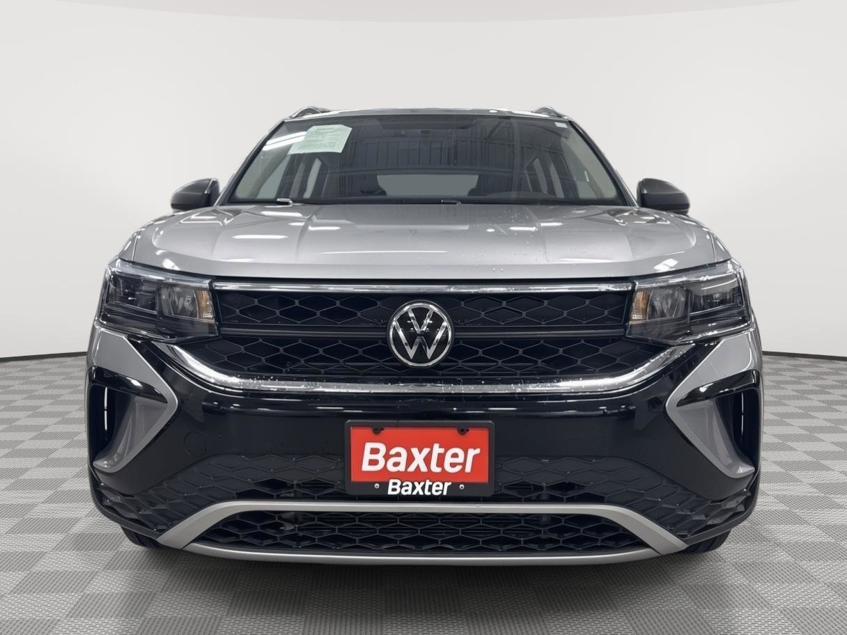 Used 2022 Volkswagen Taos S AWD/4WD image 2