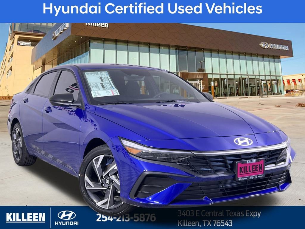 Used 2025 Hyundai Elantra Sport image 1