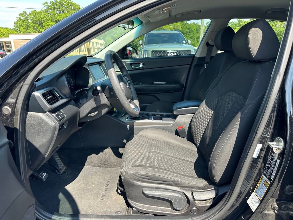 Used 2019 Kia Optima LX FWD image 12