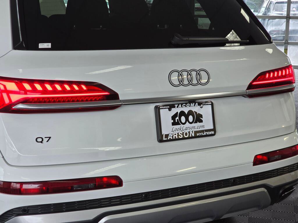 Used 2025 Audi Q7 3.0T Premium Plus image 13