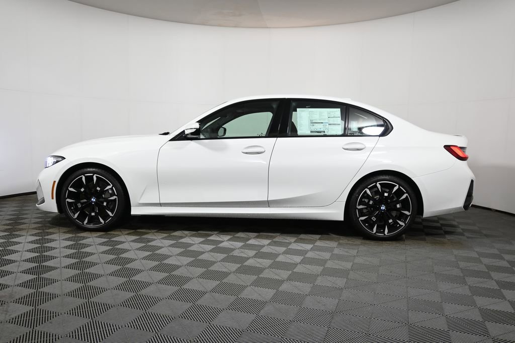 Used 2026 BMW 330i xDrive Sedan w/ M Sport Package image 2