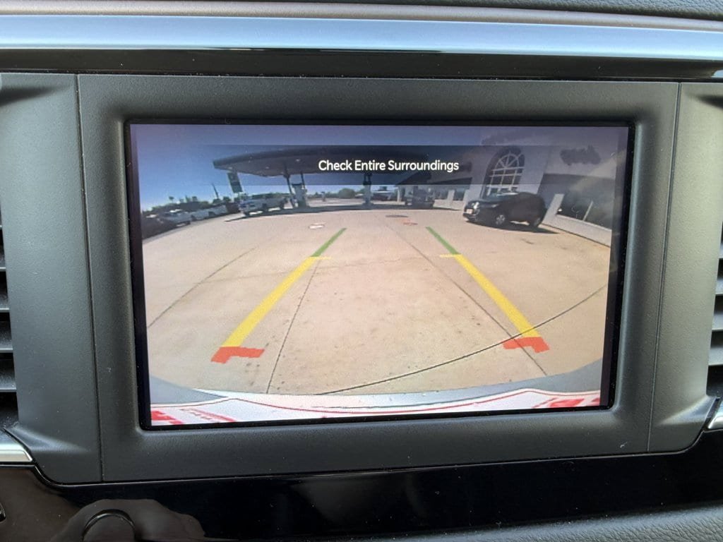 Used 2023 Chrysler Voyager LX FWD image 27