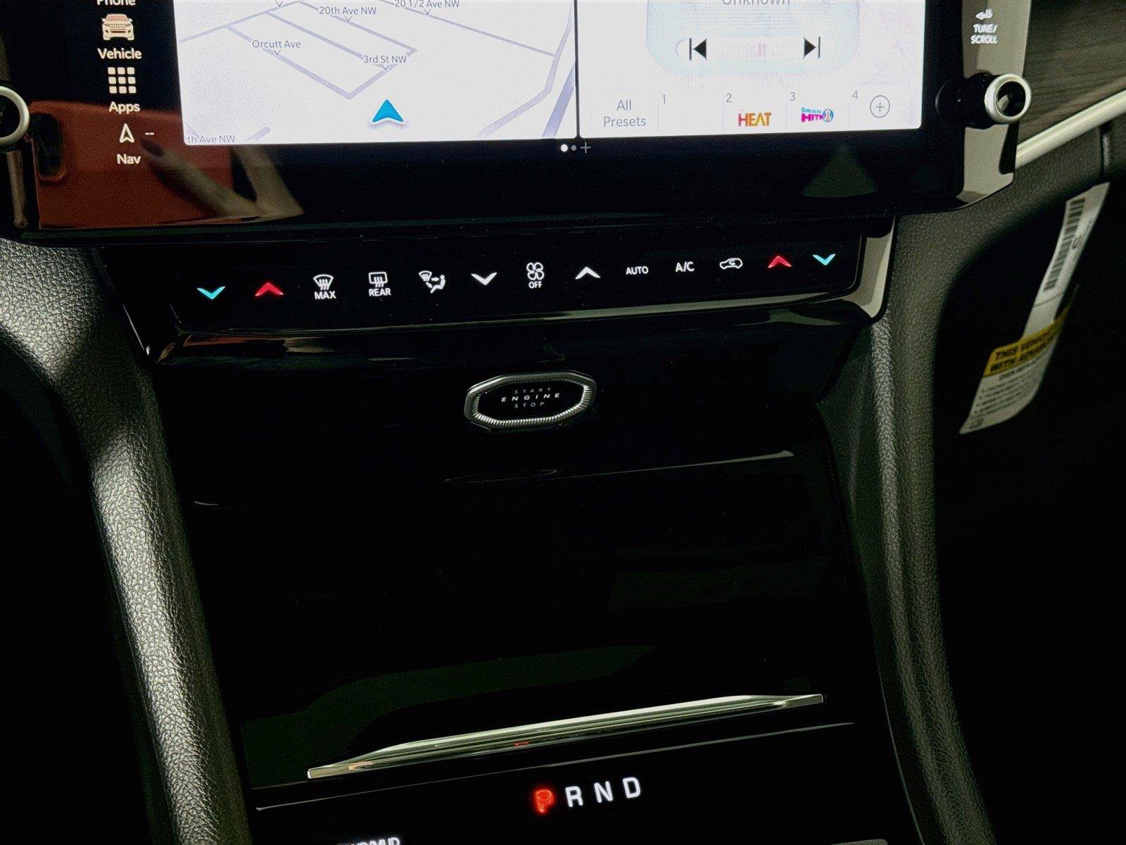 New 2027 Jeep Grand Cherokee 4WD image 10