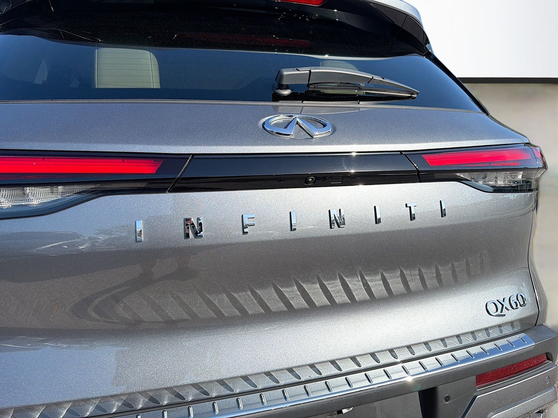 Used 2022 INFINITI QX60 Luxe w/ Cargo Package image 48