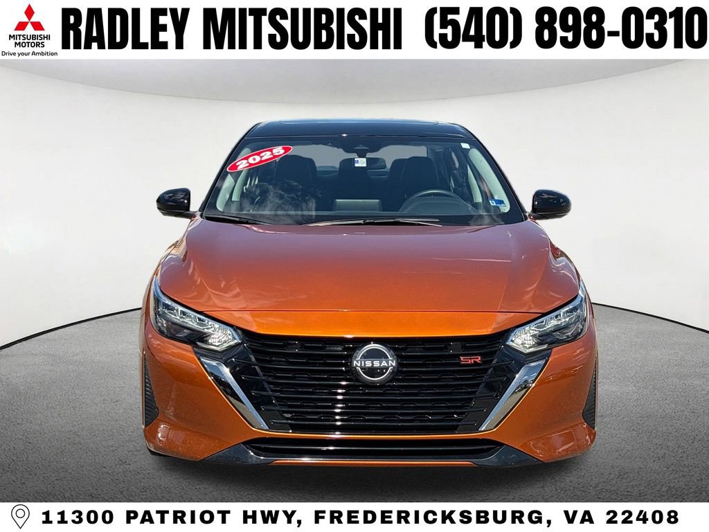 Used 2025 Nissan Sentra SR w/ SR Premium Package FWD image 25