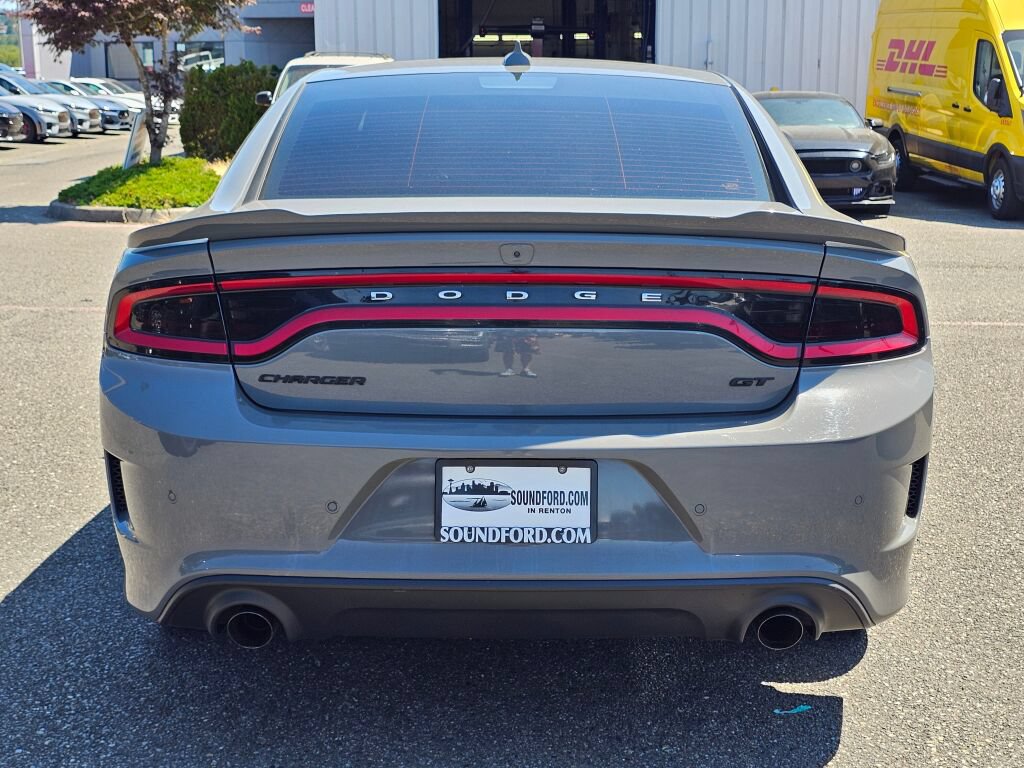 Used 2019 Dodge Charger GT RWD image 4