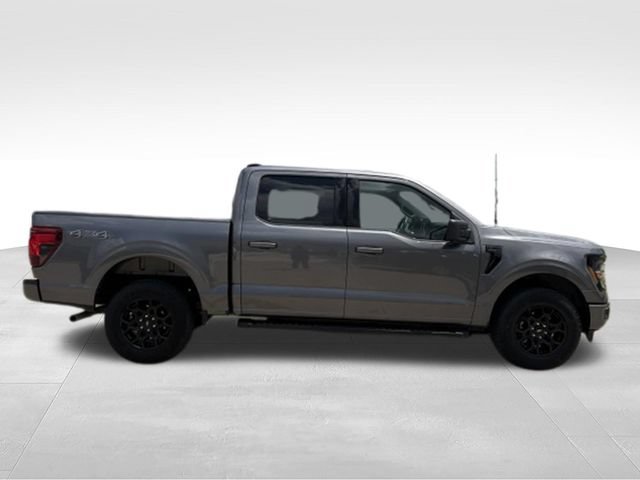 Used 2024 Ford F150 XLT w/ XLT Black Appearance Package AWD/4WD image 19
