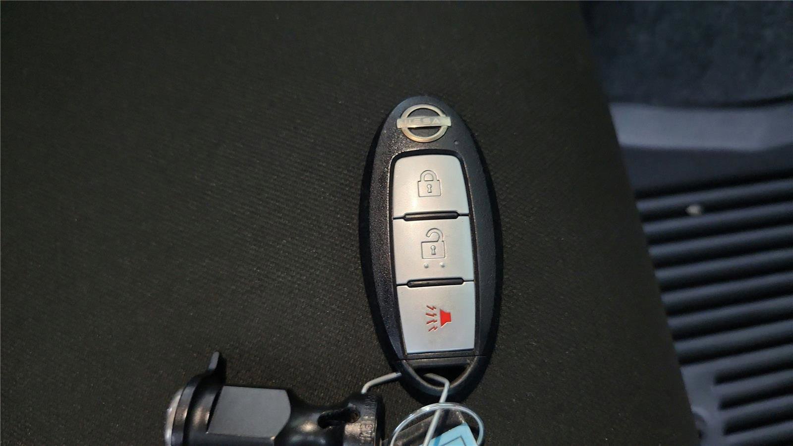 Used 2022 Nissan Frontier PRO-4X w/ Off-Road Protection Package image 28