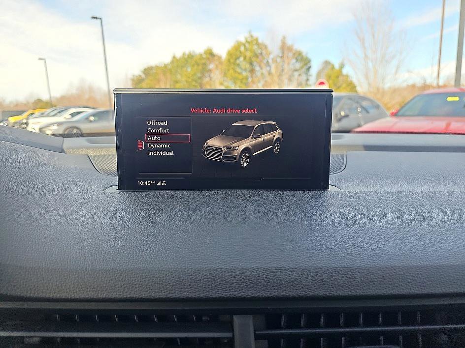 Used 2018 Audi Q7 3.0T Prestige image 29