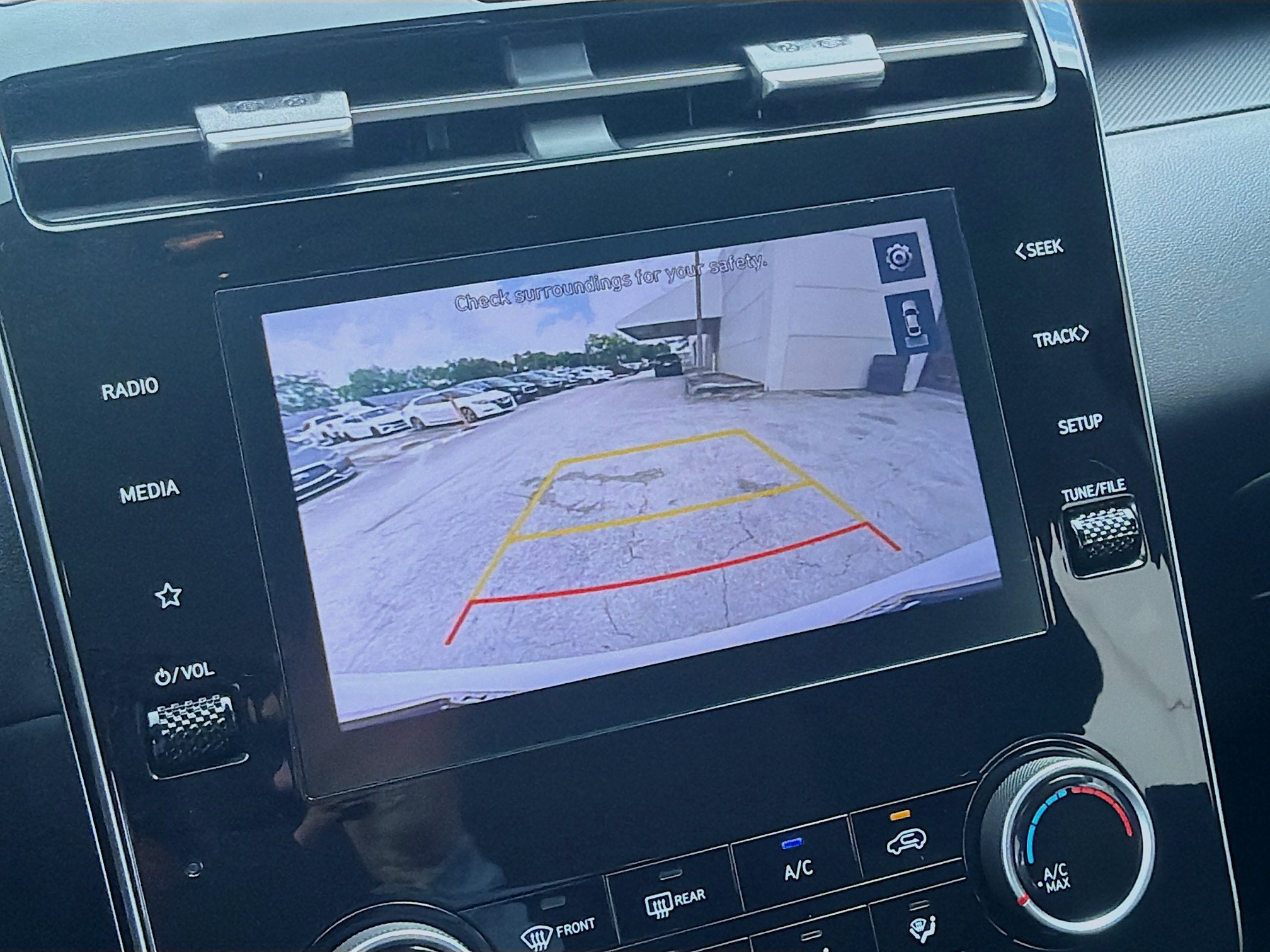 Used 2024 Hyundai Tucson SE FWD image 11
