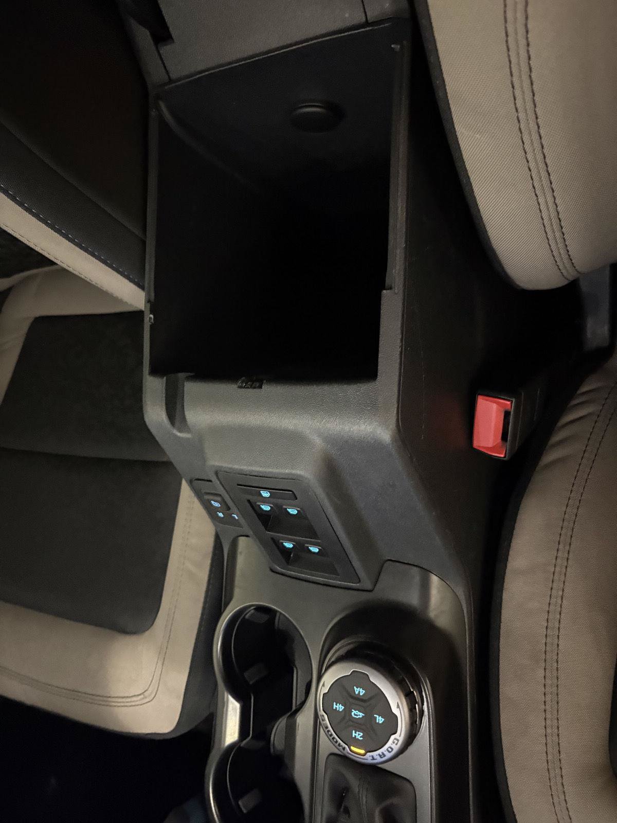 Used 2022 Ford Bronco Wildtrak AWD/4WD image 30