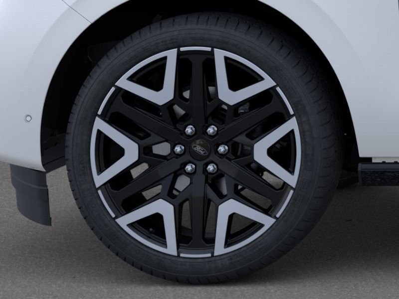 New 2025 Ford Expedition Max Platinum w/ Platinum Ultimate Package AWD/4WD image 40