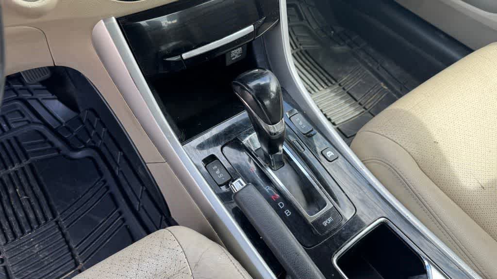 Used 2017 Honda Accord EX-L image 18