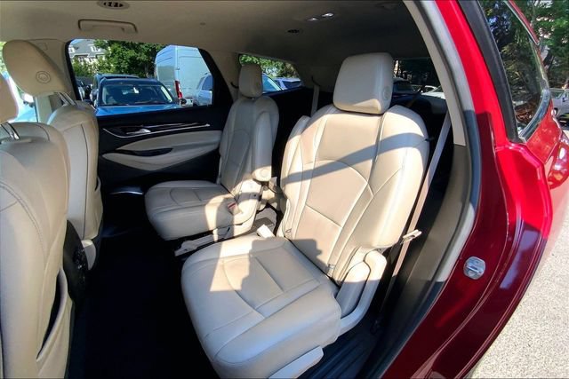 Used 2018 Buick Enclave Essence FWD image 16