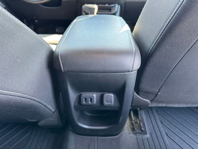 Used 2017 Chevrolet Colorado LT w/ LT Convenience Package RWD image 24