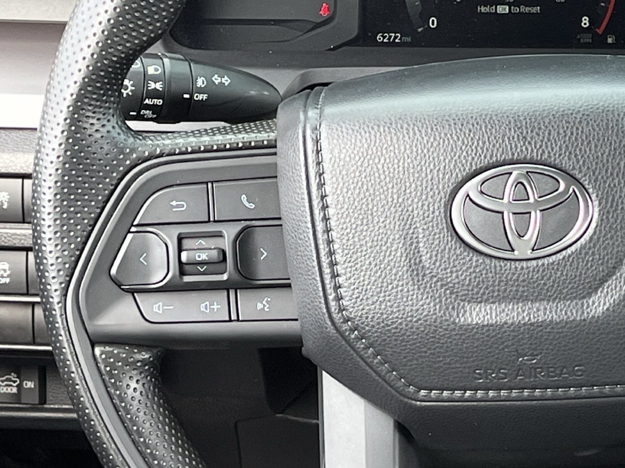 Used 2025 Toyota Tacoma SR5 RWD image 12