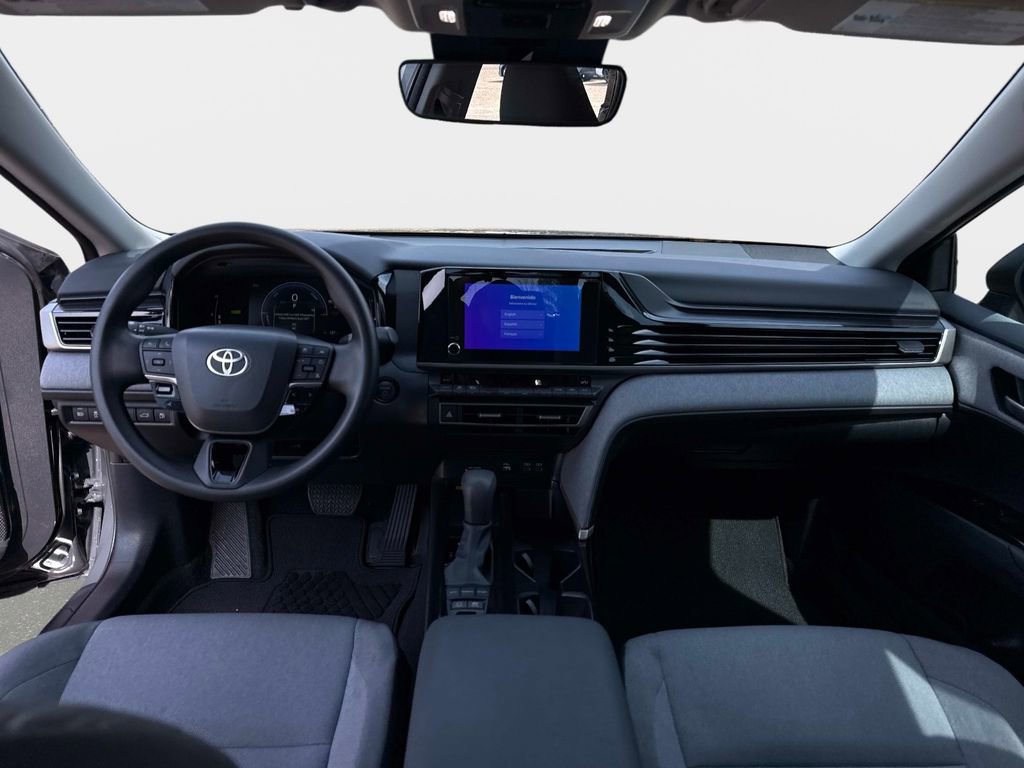 Used 2025 Toyota Camry LE w/ Convenience Package image 17