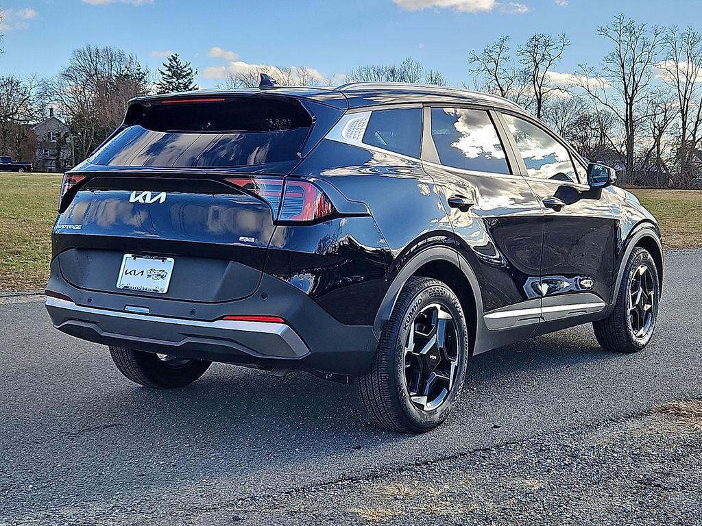 Certified 2026 Kia Sportage EX AWD/4WD image 7