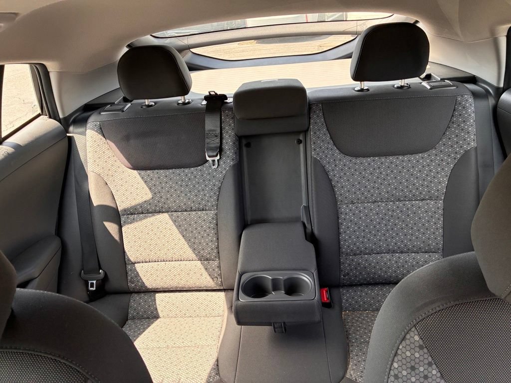 Used 2019 Hyundai Ioniq Plug-In Hybrid FWD image 15