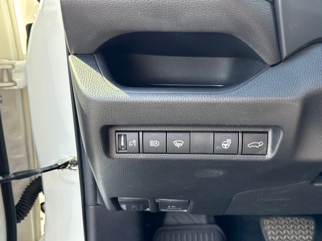 Used 2022 Toyota RAV4 XLE Premium FWD image 20