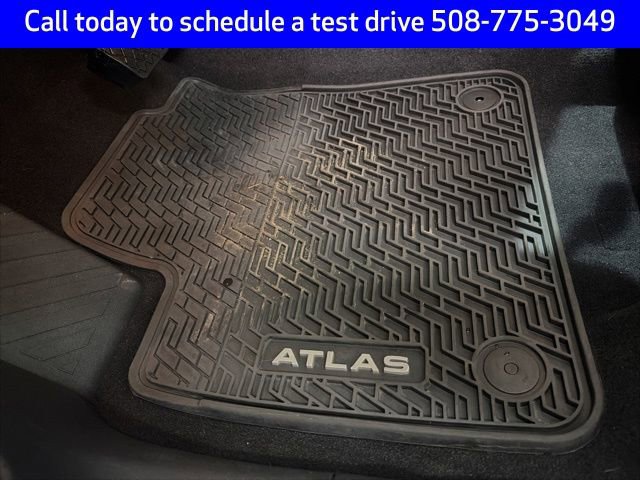 Used 2019 Volkswagen Atlas SE w/ Panoramic Sunroof Package image 16