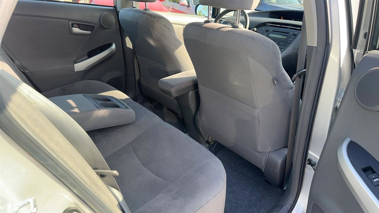 Used 2010 Toyota Prius Two FWD image 29