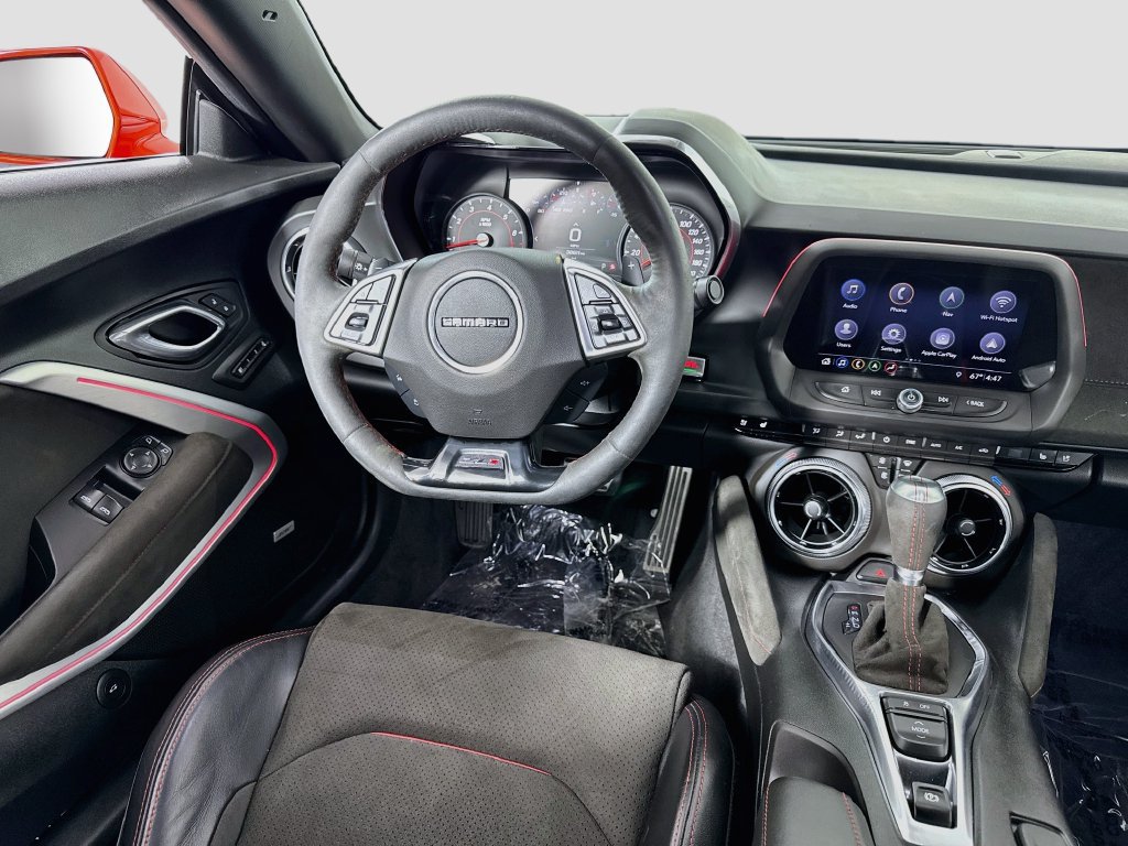 Used 2019 Chevrolet Camaro ZL1 RWD image 15