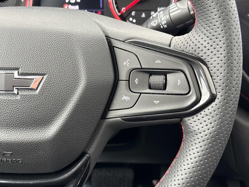 Used 2023 Chevrolet TrailBlazer RS w/ Sun and Liftgate Package AWD/4WD image 8