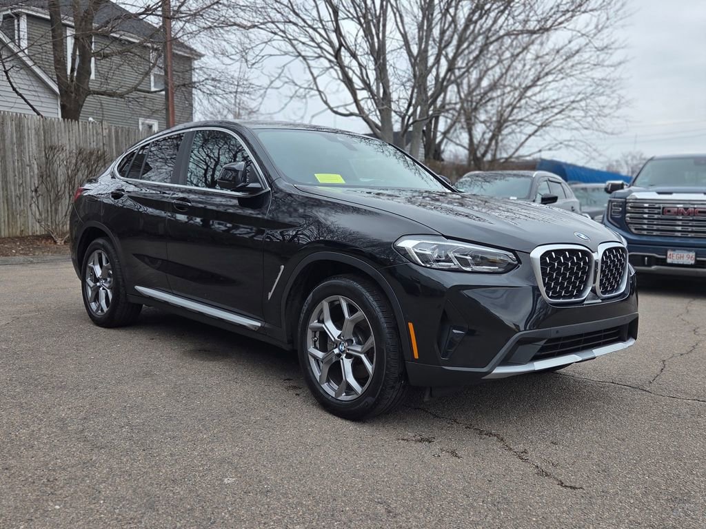 Used 2025 BMW X4 xDrive30i image 8