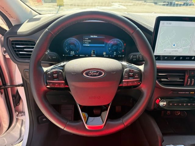 Used 2024 Ford Escape Platinum image 14