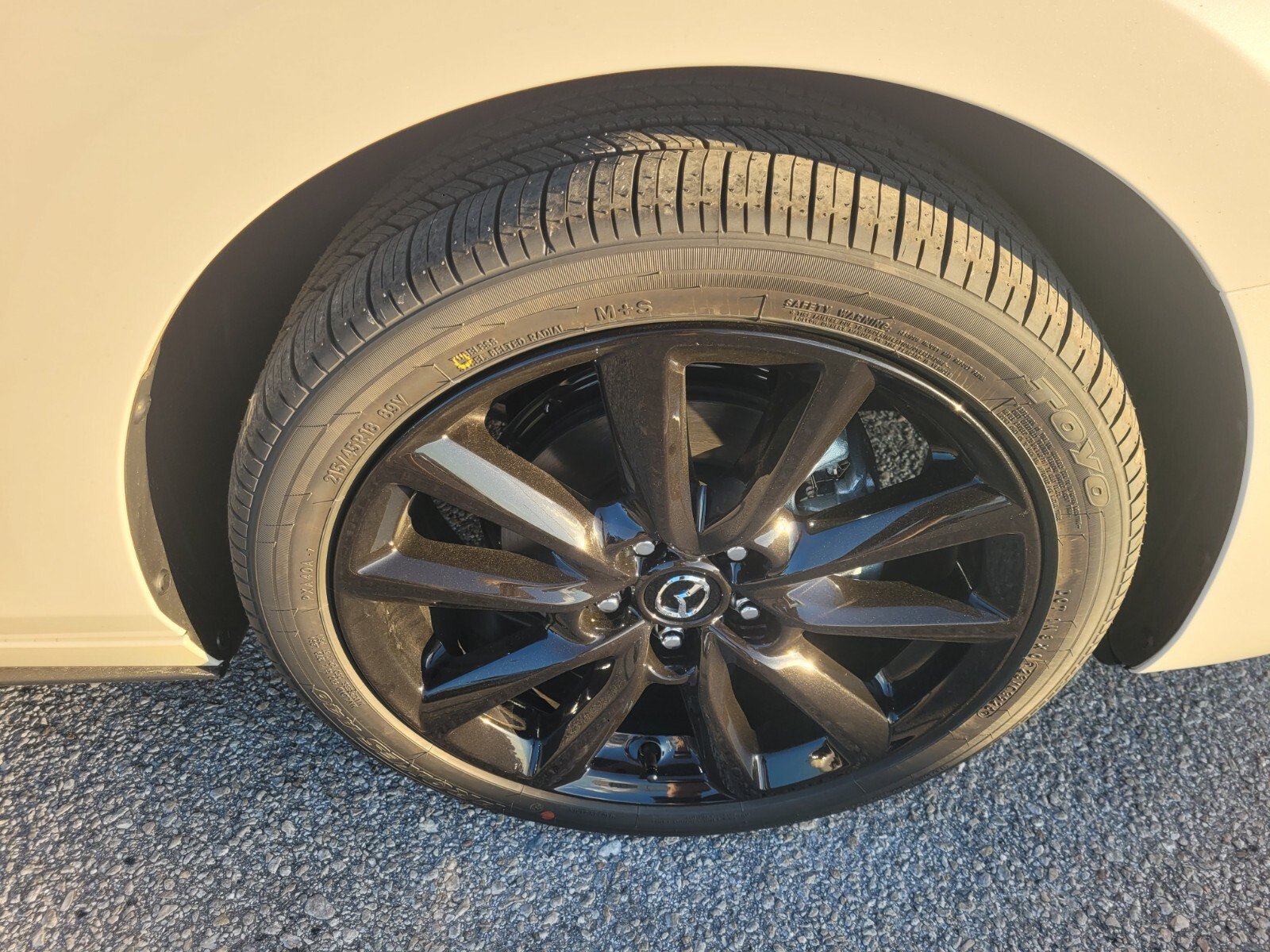 New 2026 MAZDA MAZDA3 2.5 S Hatchback w/ Premium Pkg FWD image 17